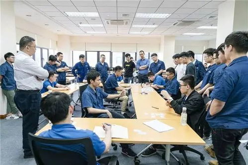 与其鼓励年轻人少送外卖多进工厂,不如企业自己好好反思内部问题
